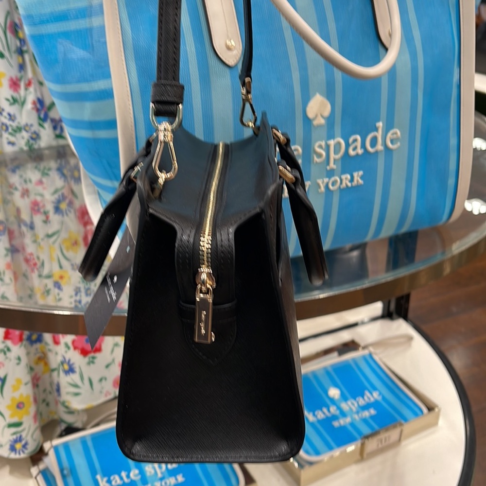 Kate Spade Madison Saffiano Leather Small Satchel
COLOR:
Black 
NWT - Picture 5 of 16